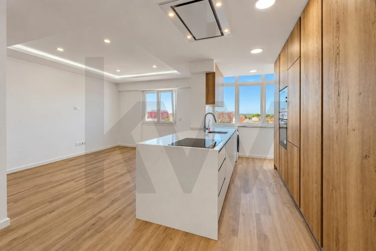 Apartamento T1 para Venda em Amora Foto 2