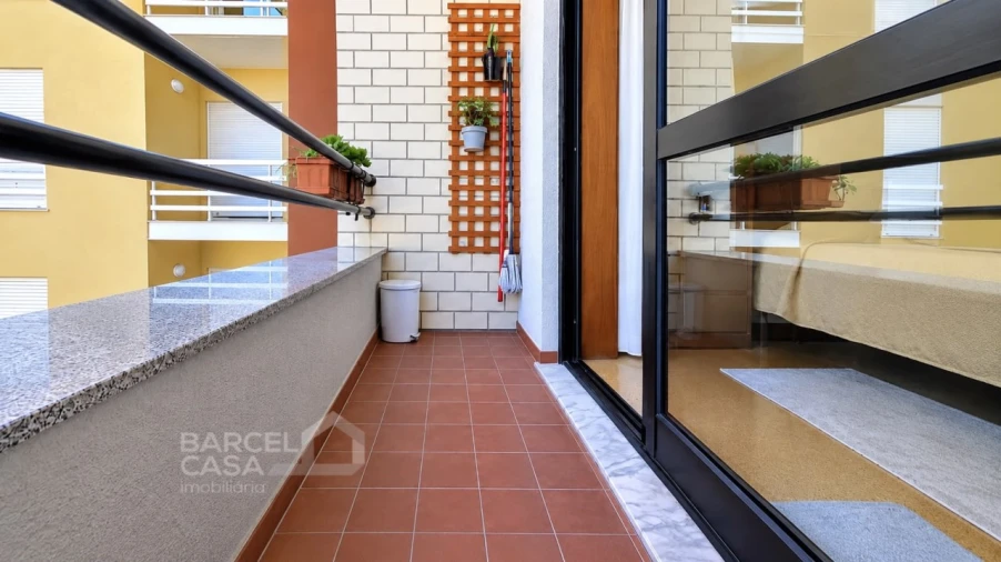 Apartamento T1 para Venda em Chafe Foto 2