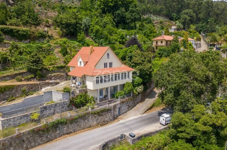 Moradia T4 para Venda em Santa Maria Maior e Monserrate e Meadela Foto 3