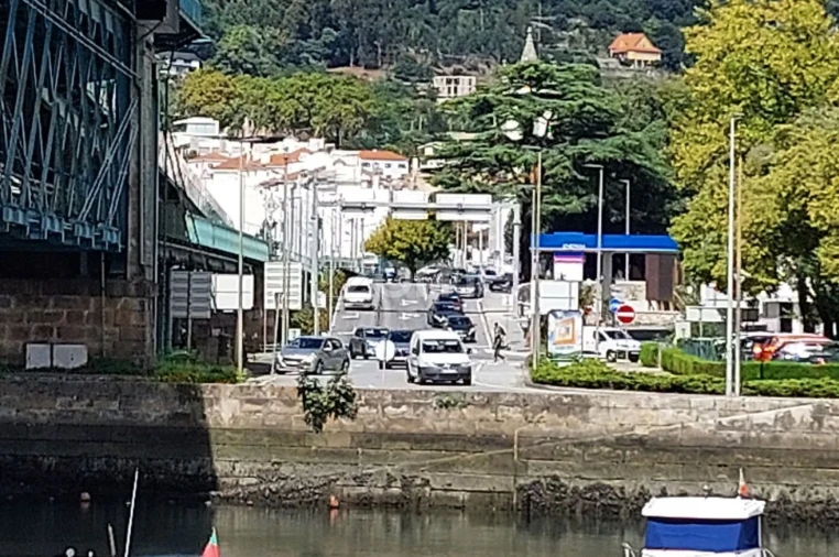 Moradia T4 para Venda em Santa Maria Maior e Monserrate e Meadela Foto 20