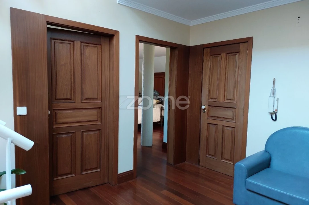 Moradia T4 para Venda em Santa Maria Maior e Monserrate e Meadela Foto 15
