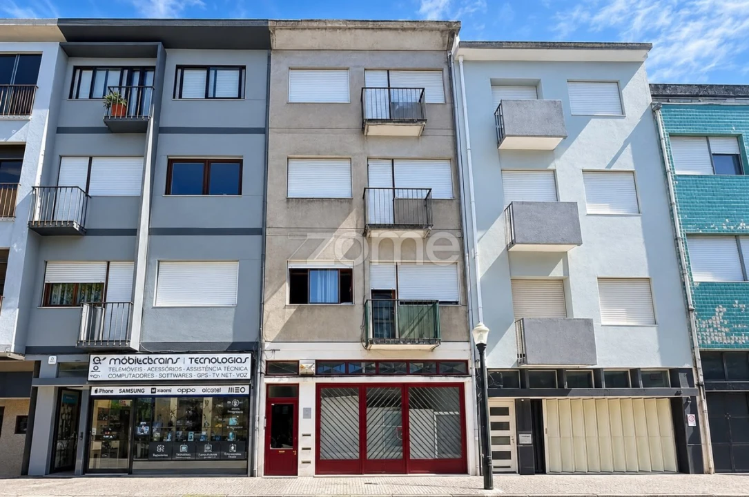 Apartamento T2 para Venda em Cedofeita, Santo Ildefonso, Sé, Miragaia, São Nicolau e Vitória Foto 1