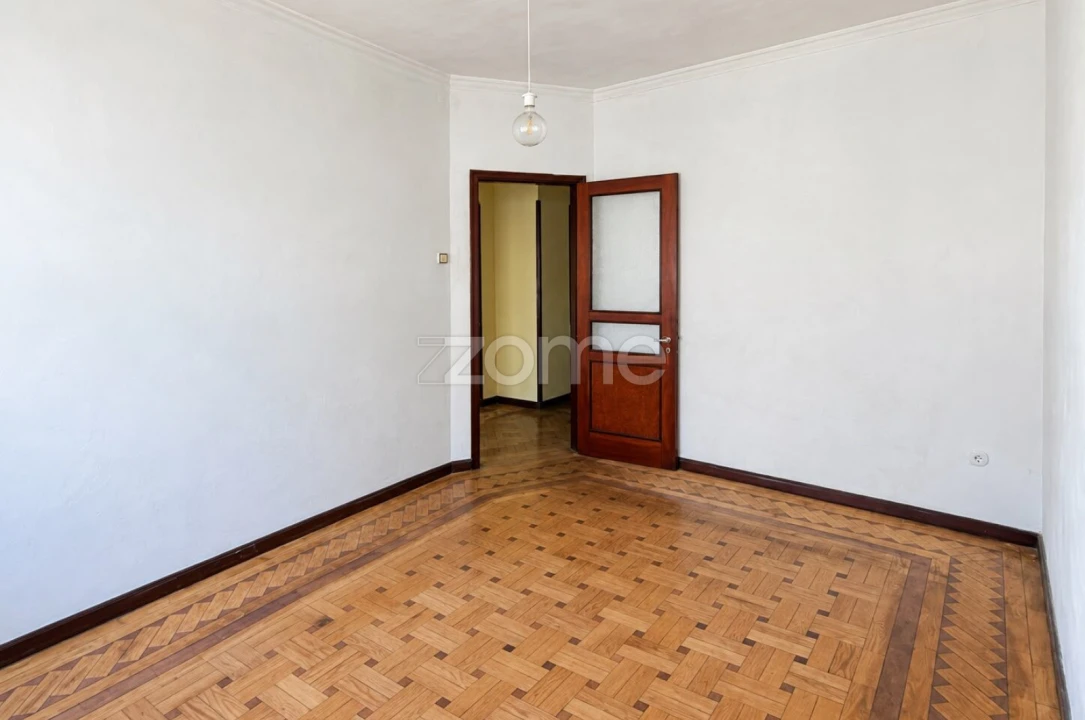 Apartamento T2 para Venda em Cedofeita, Santo Ildefonso, Sé, Miragaia, São Nicolau e Vitória Foto 5