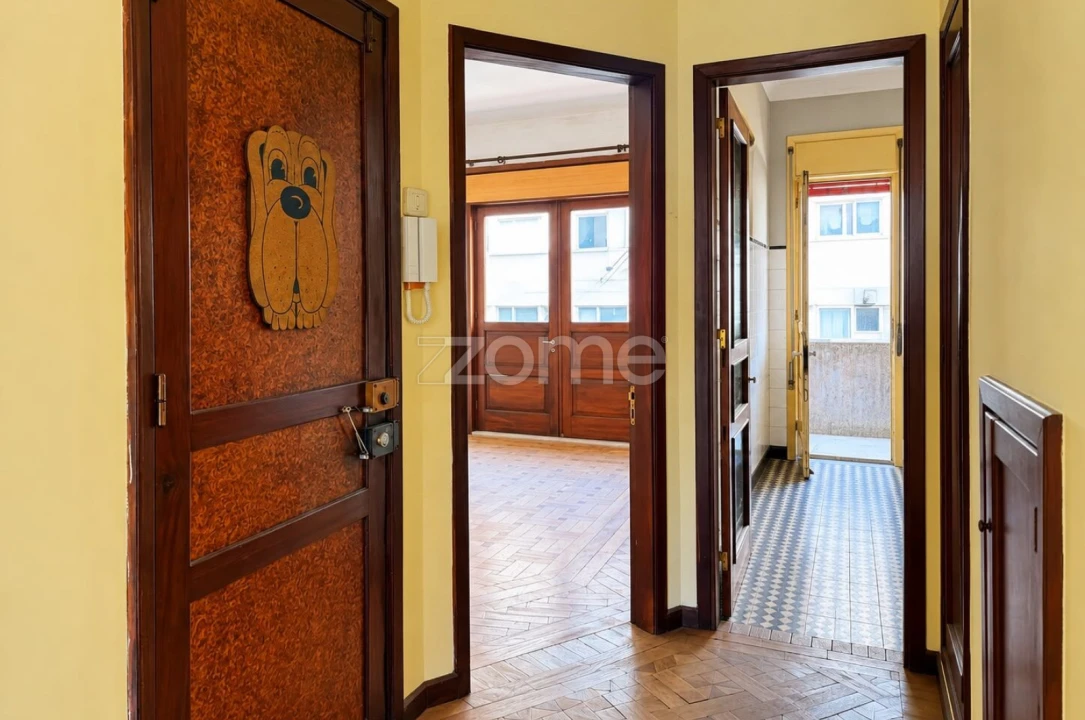 Apartamento T2 para Venda em Cedofeita, Santo Ildefonso, Sé, Miragaia, São Nicolau e Vitória Foto 3
