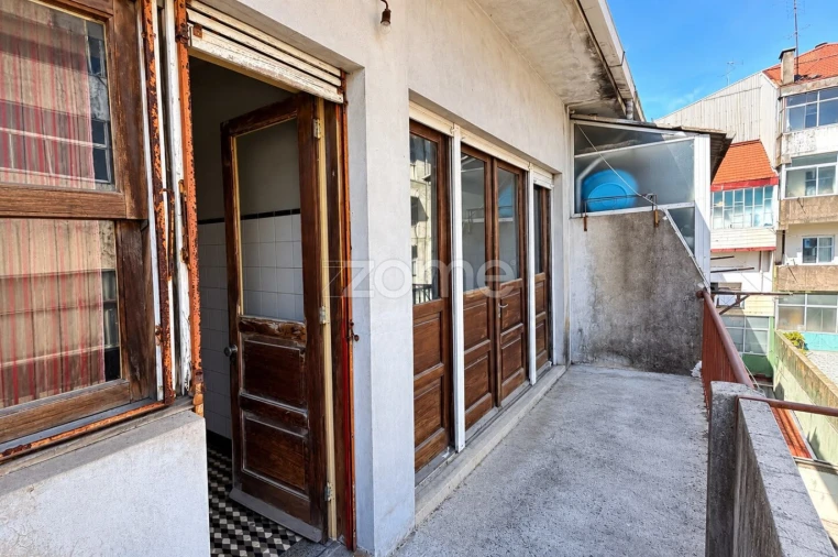 Apartamento T2 para Venda em Cedofeita, Santo Ildefonso, Sé, Miragaia, São Nicolau e Vitória Foto 7