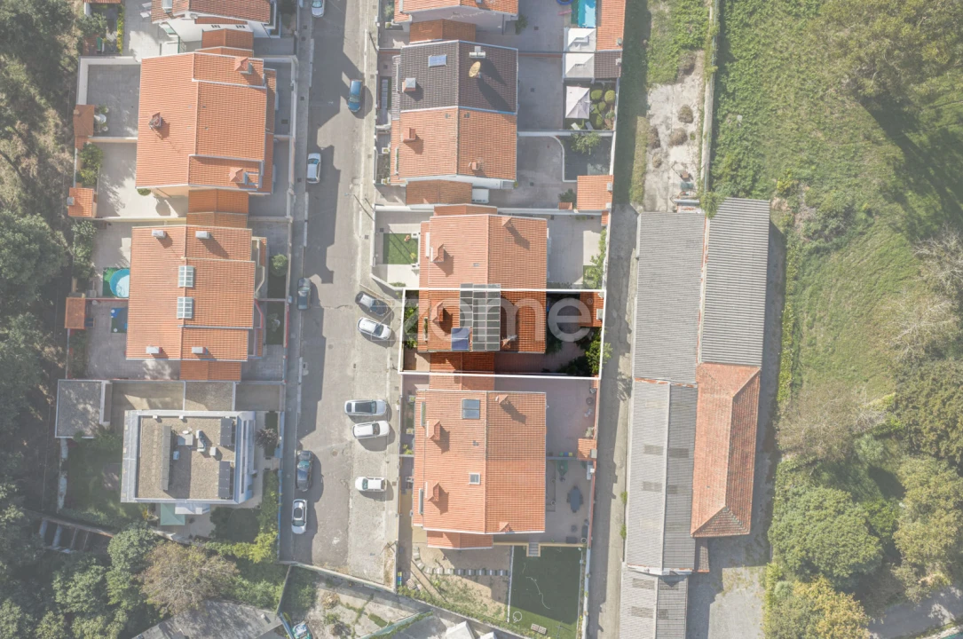 Moradia T3 para Venda em Serzedo e Perosinho Foto 3