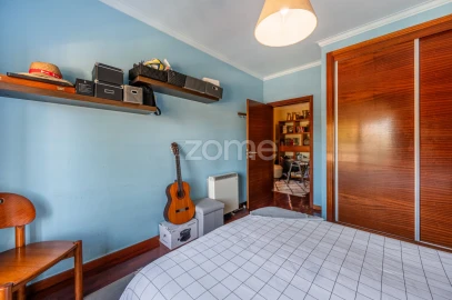 Moradia T3 para Venda em Serzedo e Perosinho