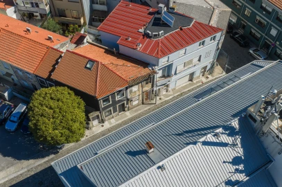 Moradia T4 para Venda em Paranhos