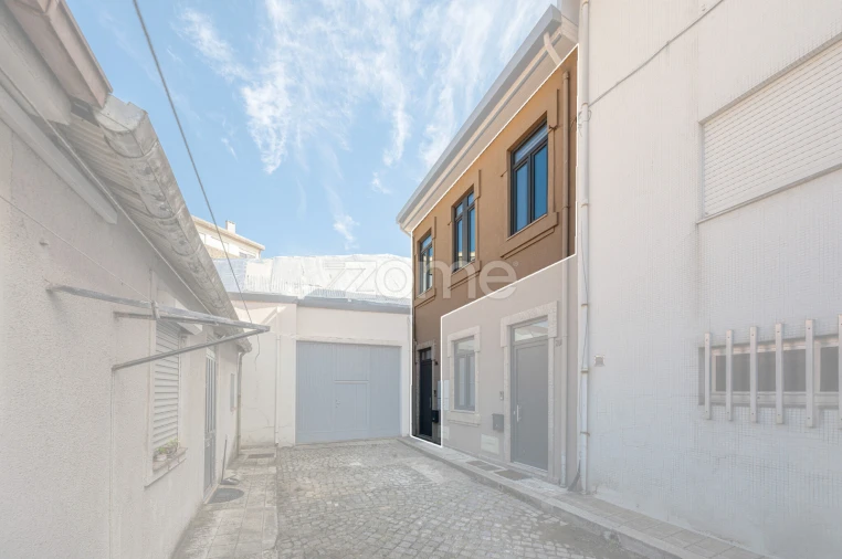 Apartamento T2 para Venda em Cedofeita, Santo Ildefonso, Sé, Miragaia, São Nicolau e Vitória Foto 8