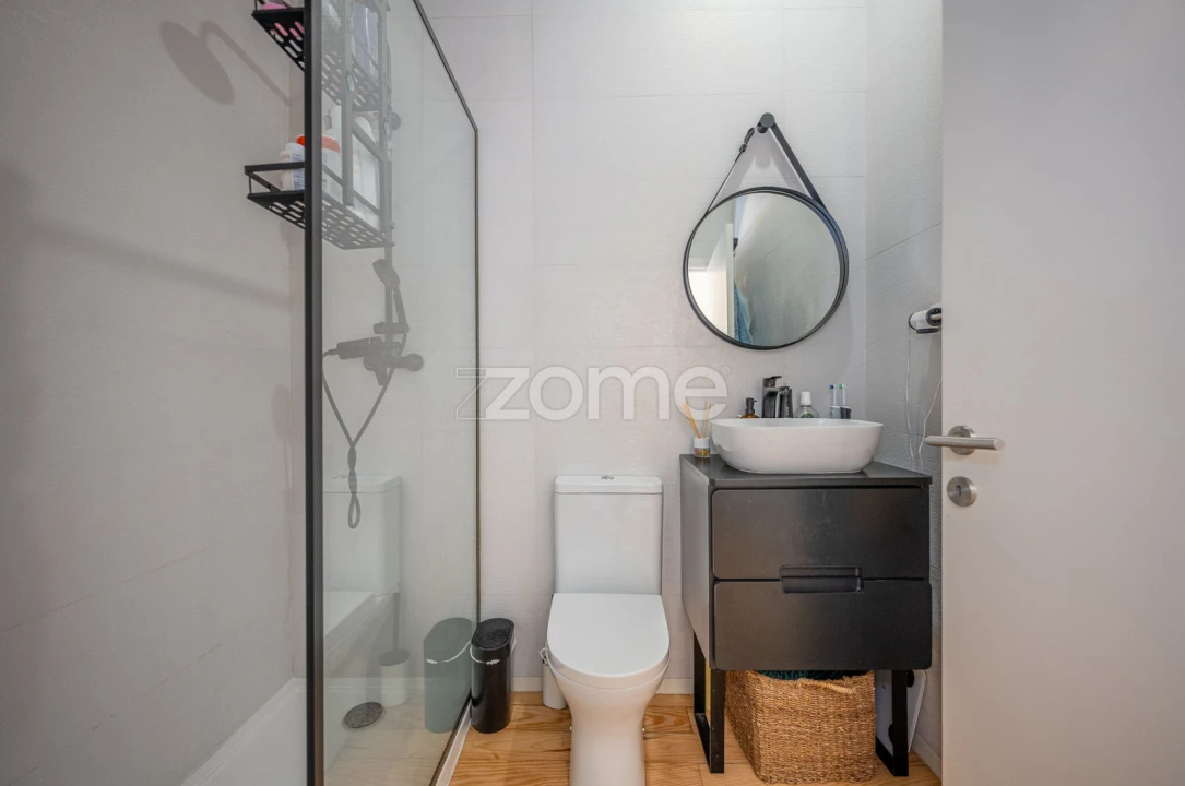 Apartamento T2 para Venda em Cedofeita, Santo Ildefonso, Sé, Miragaia, São Nicolau e Vitória Foto 23