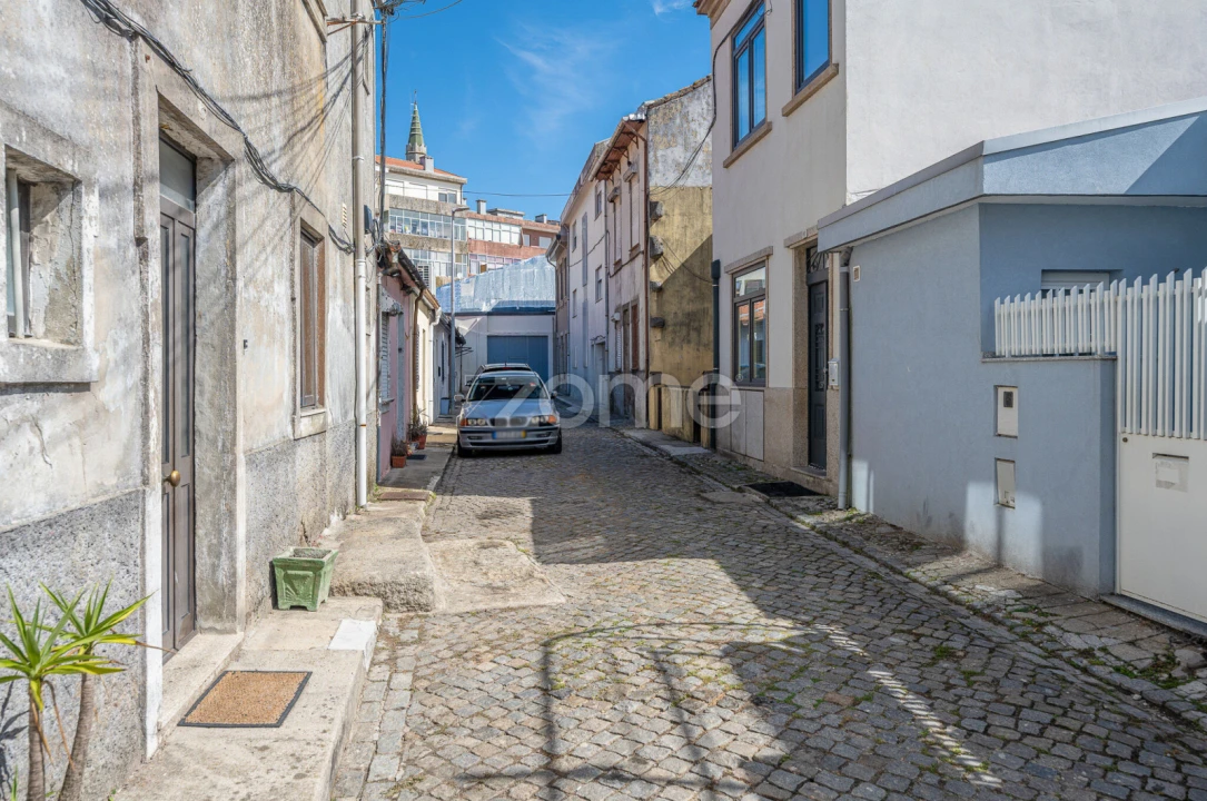Apartamento T2 para Venda em Cedofeita, Santo Ildefonso, Sé, Miragaia, São Nicolau e Vitória Foto 6