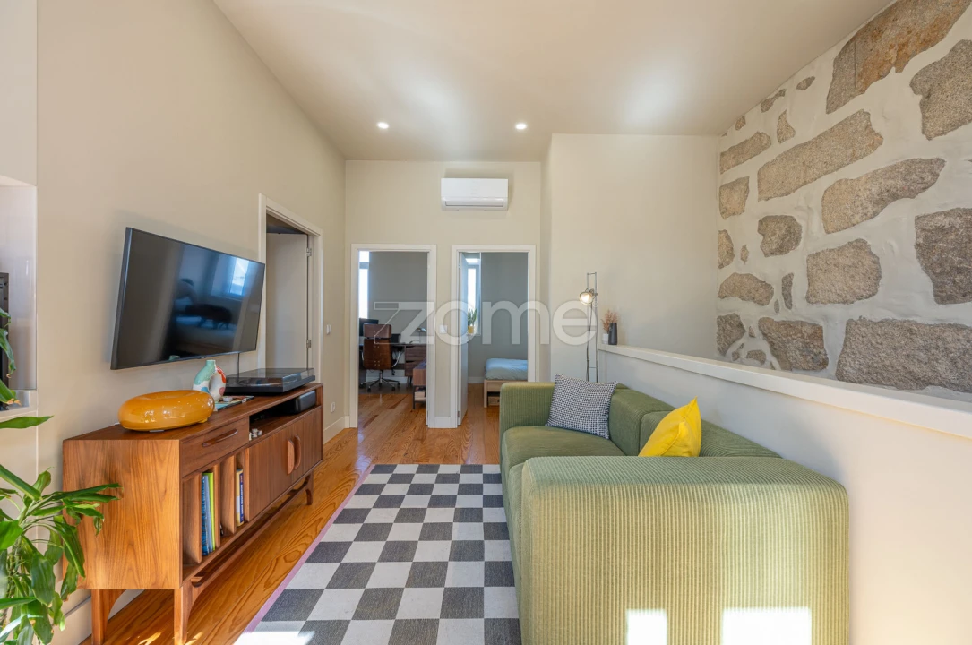 Apartamento T2 para Venda em Cedofeita, Santo Ildefonso, Sé, Miragaia, São Nicolau e Vitória Foto 12