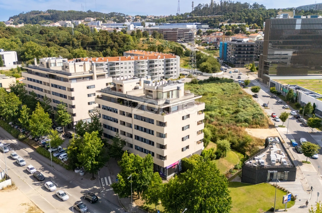 Apartamento T3 para Venda em Mafamude e Vilar do Paraíso Foto 21