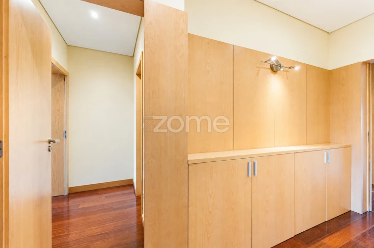 Apartamento T3 para Venda em Mafamude e Vilar do Paraíso Foto 16