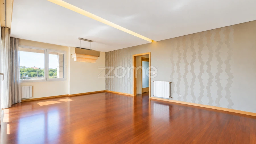 Apartamento T3 para Venda em Mafamude e Vilar do Paraíso
