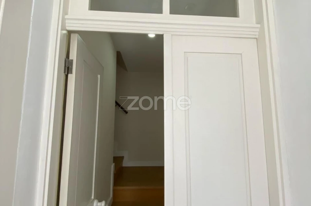Apartamento T1 para Venda em Cedofeita, Santo Ildefonso, Sé, Miragaia, São Nicolau e Vitória Foto 1