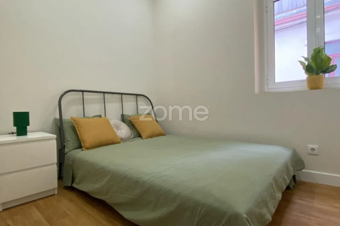 Apartamento T1 para Venda em Cedofeita, Santo Ildefonso, Sé, Miragaia, São Nicolau e Vitória Foto 16