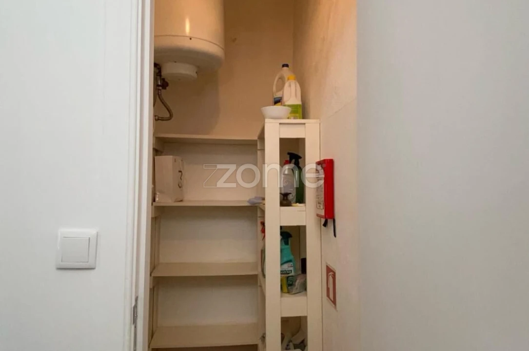 Apartamento T1 para Venda em Cedofeita, Santo Ildefonso, Sé, Miragaia, São Nicolau e Vitória Foto 22