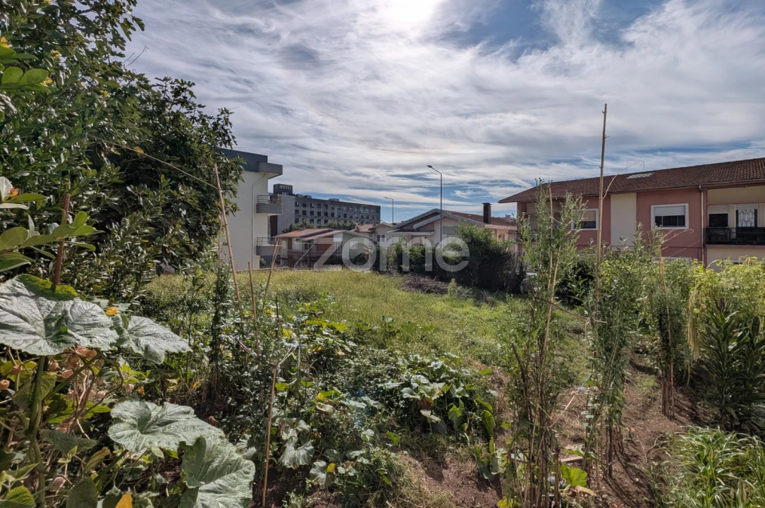 Terreno para Venda em São João da Madeira Foto 15
