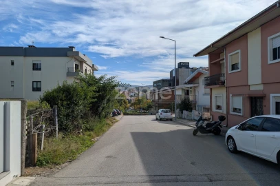 Terreno para Venda em São João da Madeira
