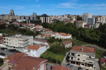 Terreno para Venda em São João da Madeira