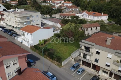 Terreno para Venda em São João da Madeira