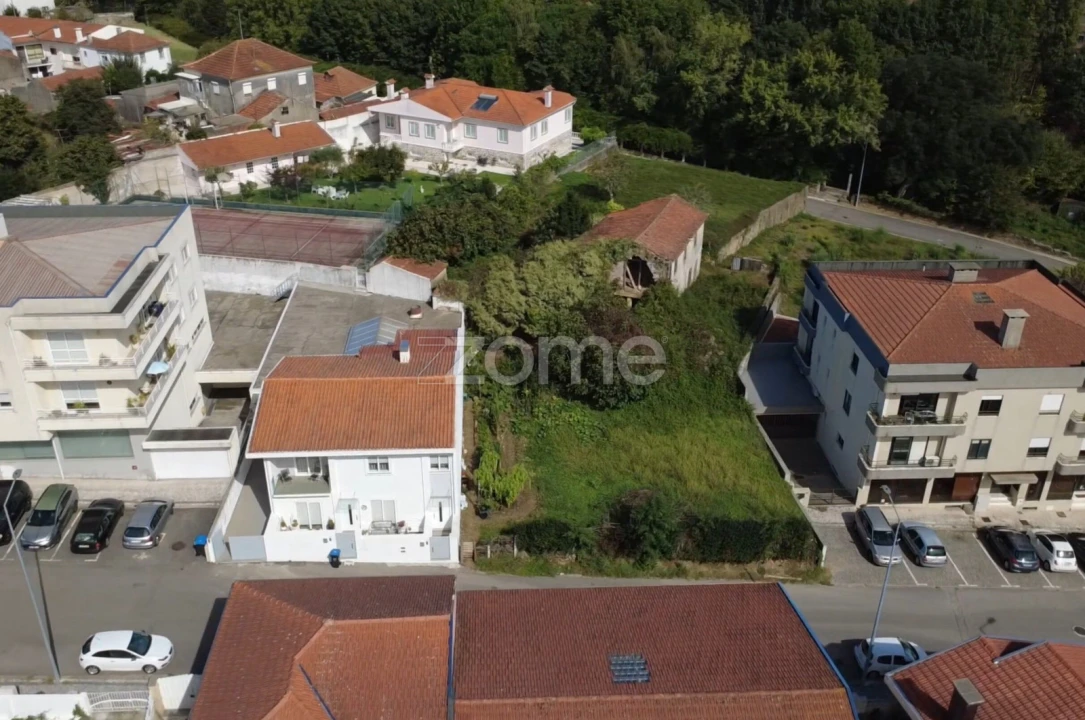 Terreno para Venda em São João da Madeira Foto 3