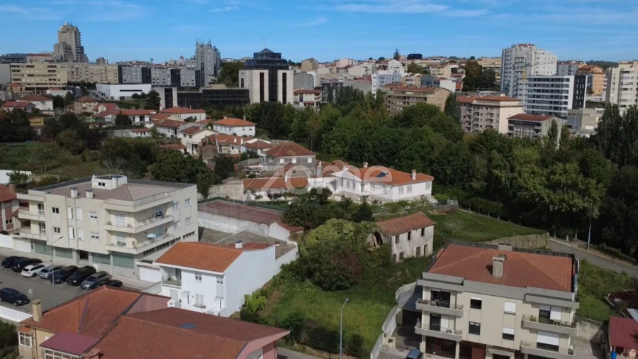 Terreno para Venda em São João da Madeira