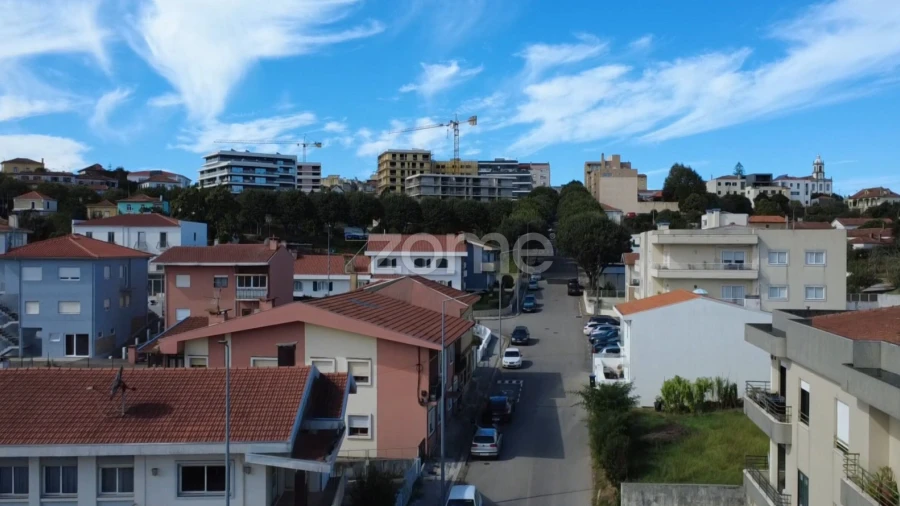 Terreno para Venda em São João da Madeira