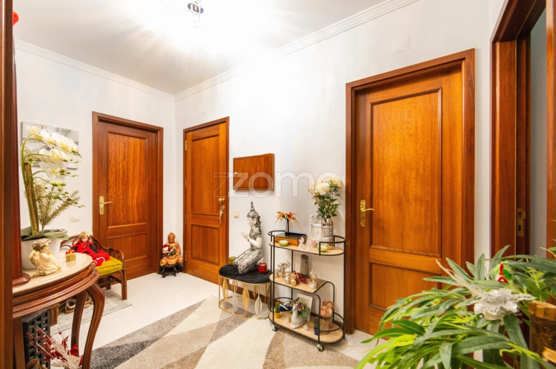Apartamento T2 para Venda em Mafamude e Vilar do Paraíso Foto 4