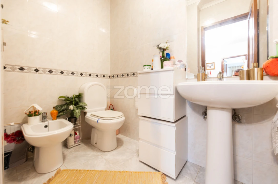 Apartamento T2 para Venda em Mafamude e Vilar do Paraíso Foto 14