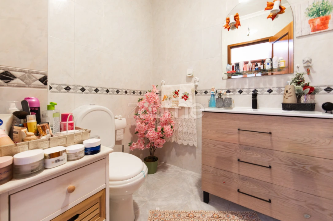 Apartamento T2 para Venda em Mafamude e Vilar do Paraíso Foto 15