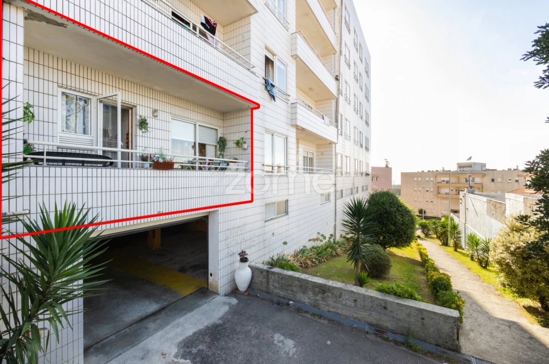 Apartamento T2 para Venda em Mafamude e Vilar do Paraíso Foto 24