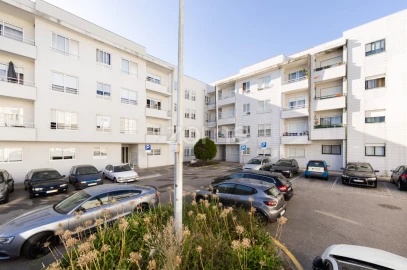 Apartamento T2 para Venda em Mafamude e Vilar do Paraíso