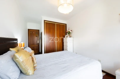 Apartamento T2 para Venda em Mafamude e Vilar do Paraíso