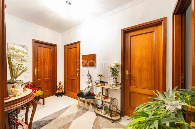 Apartamento T2 para Venda em Mafamude e Vilar do Paraíso Foto 4