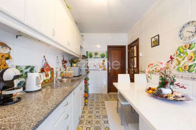 Apartamento T2 para Venda em Mafamude e Vilar do Paraíso Foto 18
