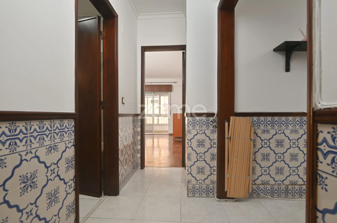 Apartamento T2 para Venda em Rio de Mouro Foto 19