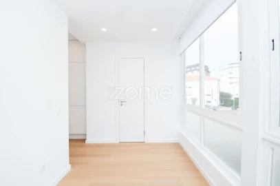Apartamento T3 para Arrendamento em Cascais e Estoril