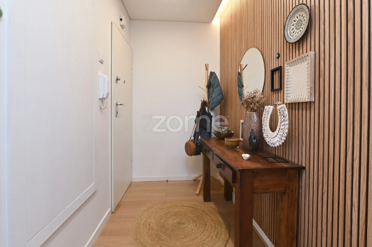 Apartamento T2 para Venda em Porto Salvo Foto 12