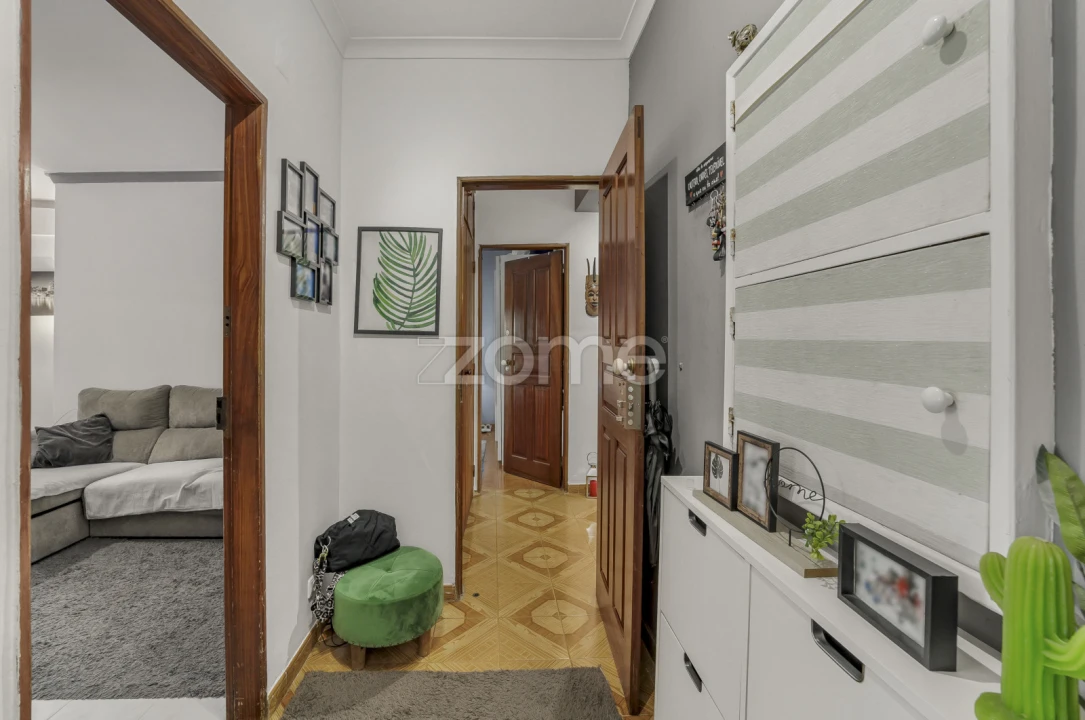 Apartamento T3 para Venda em Agualva e Mira-Sintra Foto 4