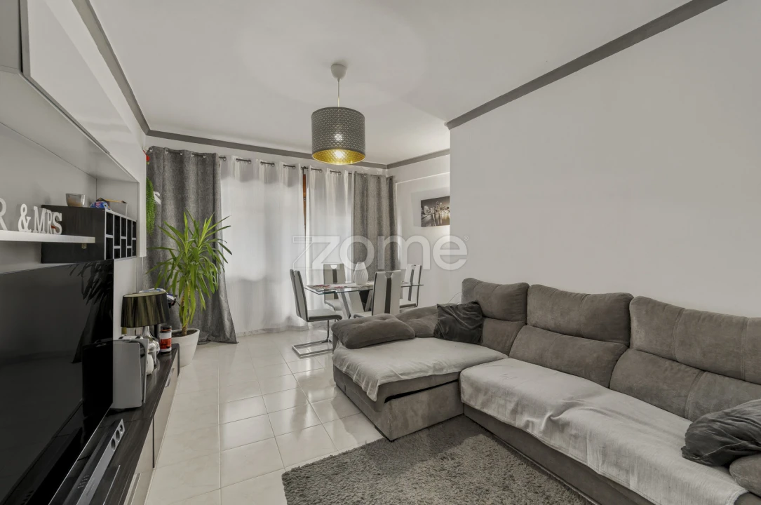 Apartamento T3 para Venda em Agualva e Mira-Sintra Foto 5