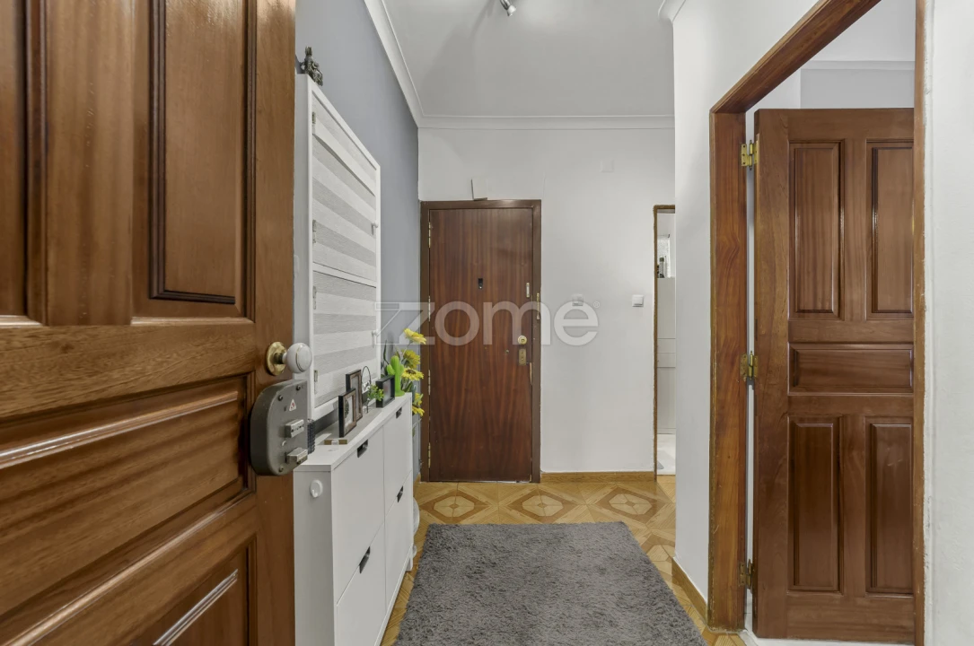 Apartamento T3 para Venda em Agualva e Mira-Sintra Foto 9