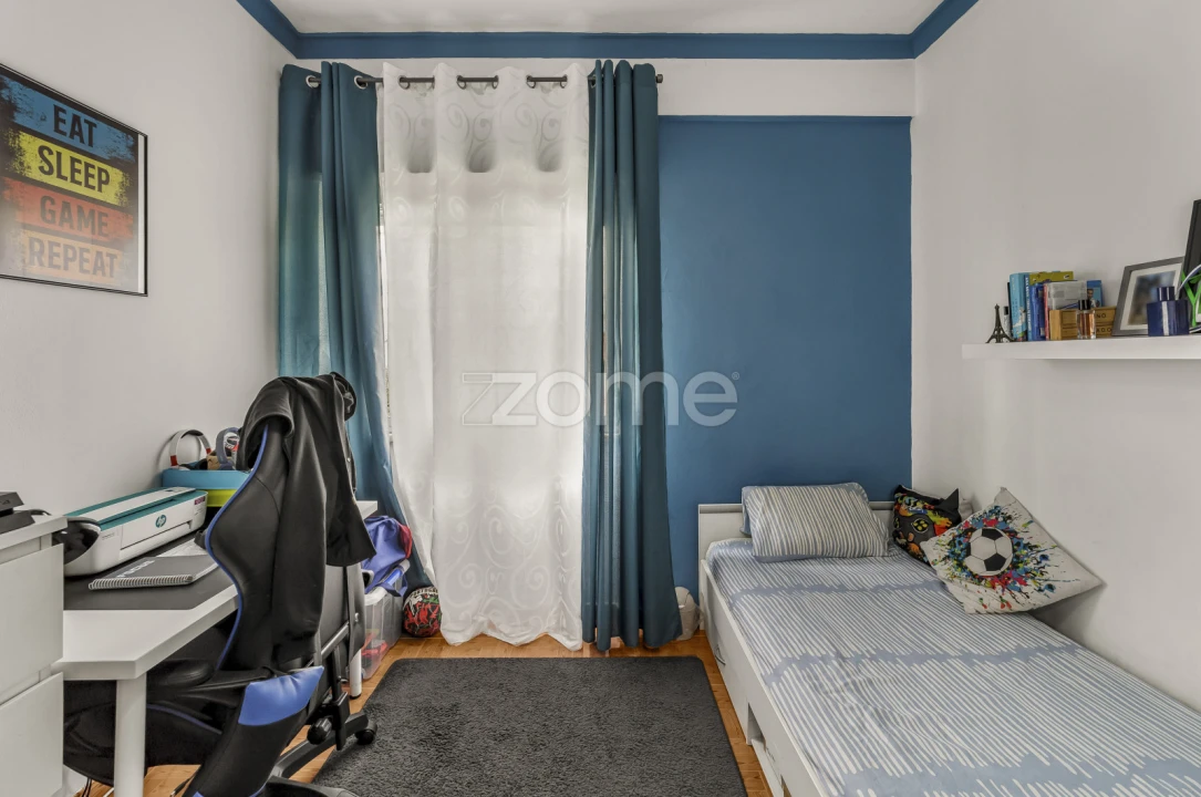 Apartamento T3 para Venda em Agualva e Mira-Sintra Foto 15