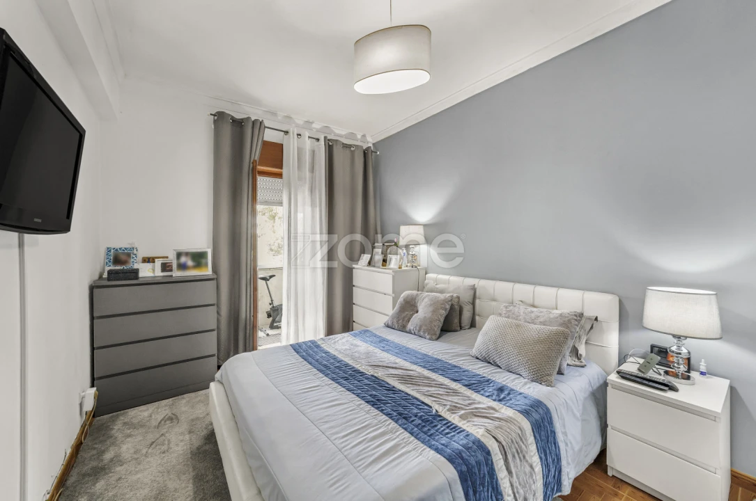 Apartamento T3 para Venda em Agualva e Mira-Sintra Foto 20