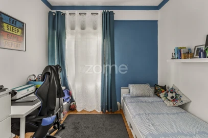 Apartamento T3 para Venda em Agualva e Mira-Sintra