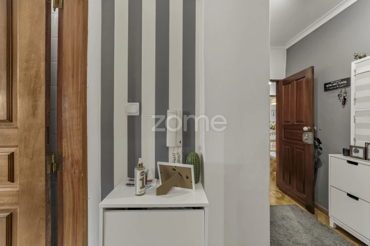Apartamento T3 para Venda em Agualva e Mira-Sintra Foto 8