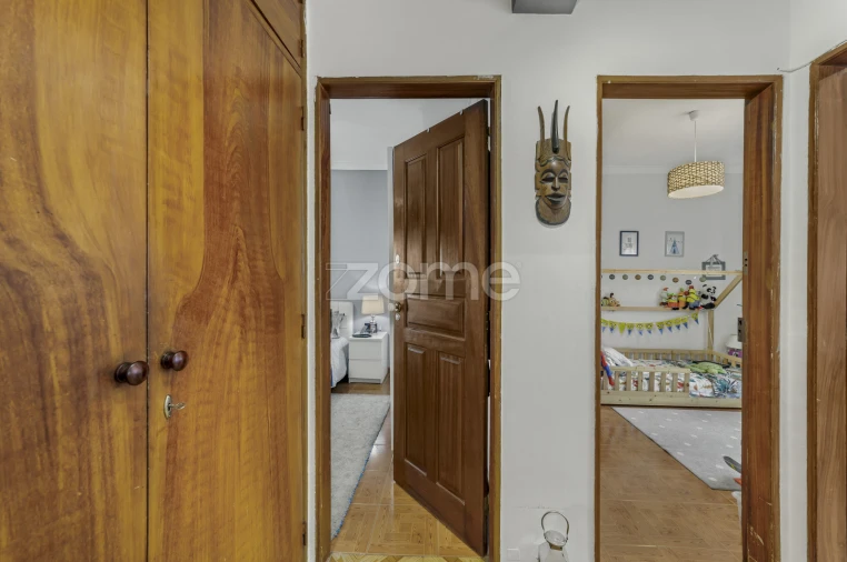 Apartamento T3 para Venda em Agualva e Mira-Sintra Foto 12