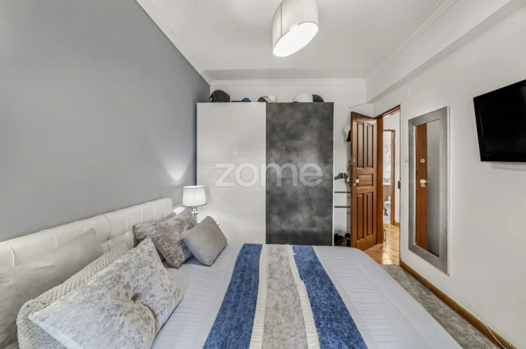 Apartamento T3 para Venda em Agualva e Mira-Sintra Foto 21