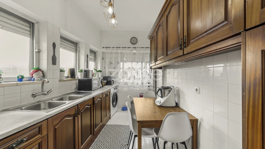 Apartamento T3 para Venda em Agualva e Mira-Sintra
